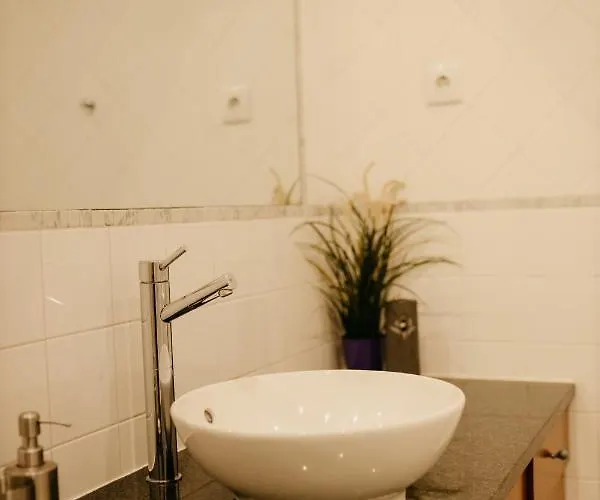 H.oe.h Privatunterkunft Porto