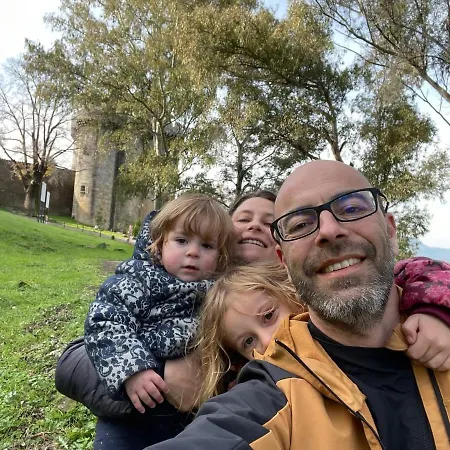 H.oe.h Alloggio in famiglia *
